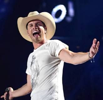 June 9, 2018 - Nashville, Tennessee, U.S. - 09 June 2018 - Nashville, Tennessee - Dustin Lynch. 2018 CMA Music Fest Nightly Concert held at Nissan Stadium. Photo Credit: AdMedia Nashville U.S. - ZUMAa123 20180609_zaa_a123_288 Copyright: xLauraxFarrx