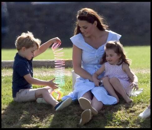 Entertainment Themen der Woche KW23 Bilder des Tages . 10 06 2018. Tetbury, United Kingdom. Prince William-Maserati Royal Charity Polo Trophy. The Duchess of Cambridge with Prince George and Princess Charlotte watching Prince William, The Duke of Cambridge take part in the Maserati Royal Charity Polo Trophy at the Beaufort Polo Club, Gloucestershire. The charity match is to help raise funds and awareness for two charities, The Royal Marsden, which The Duke supports as President, and Centrepoint, of which His Royal Highness is Patron.  xAndrewxParsonsx xi-Imagesx IIM-17947-0096