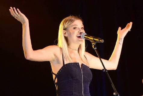 June 10, 2018 - Nashville, Tennessee, U.S. - 10 June 2018 - Nashville, Tennessee - Kelsea Ballerini. 2018 CMA Music Fest Infinity Fan Fair X held at Music City Center. Photo Credit: AdMedia Nashville U.S. - ZUMAa123 20180610_zaa_a123_007 Copyright: xLauraxFarrx