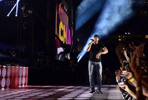 June 11, 2018 - Nashville, Tennessee, U.S. - 10 June 2018 - Nashville, Tennessee - Luke Bryan. 2018 CMA Music Fest Nightly Concert held at Nissan Stadium. Photo Credit: AdMedia Nashville U.S. - ZUMAa123 20180611_zaa_a123_024 Copyright: xLauraxFarrx