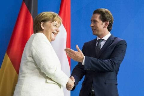 News Themen der Woche KW24 News Bilder des Tages Pressekonferenz von Bundeskanzlerin Angela Merkel und Oesterreichischer Bundeskanzler Sebastian Kurz nach dem gemeinsamen Gespraech im Kanzleramt in Berlin am 12. Juni 2018. Angela Merkel trifft Sebastian Kurz *** German Chancellor Angela Merkel and Austrian Chancellor Sebastian Kurz hold a press conference after the joint talks at the Chancellery in Berlin on 12 June 2018 Angela Merkel meets Sebastian Kurz