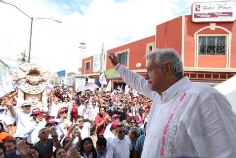 June 13, 2018 - EUM20180613POL05.JPG.TICUL, Yuc., Elections Elecciones-AMLO.- El candidato a la Presidencia de la Republica por la coalicion Juntos Haremos Historia, Andres Manuel Lopez Obrador, encabeza mitin ante simpatizantes en la explanada de la Plaza de la Cultura de esta ciudad, como parte de sus actividades de campana por la entidad. Foto: Agencia EL UNIVERSAL MAR.  - ZUMAu78_ 20180613_zaf_u78_527 Copyright: xValentexRosasx