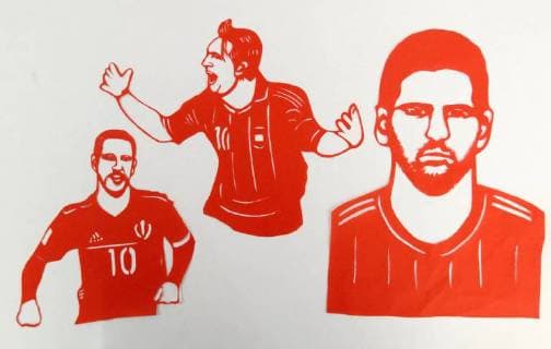 Paper-cutting of football stars mark World Cup 2018 The folk artist Feng Shiping makes paper-cutting works of football stars including Lionel Messi, Neymar da Silva Santos Junior, Thomas Muller, Luis Suarez and Cristiano Ronaldo in Handan, north China s Hebei Province, marking the upcoming World Cup 2018. CHINA OUT Handan Handan China  HaoxQunying