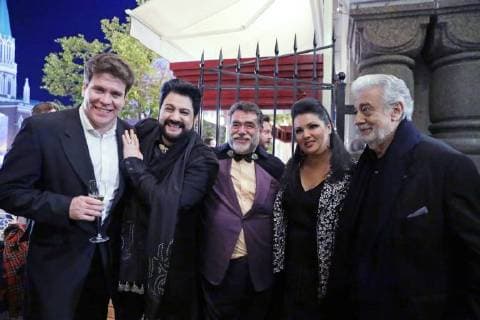 MOSCOW, RUSSIA - JUNE 13, 2018: Russian pianist Denis Matsuev, Azerbaijani tenor Yusif Eyvazov, Mikhail Kusnirovich, head of Bosco di Ciliegi Group of Companies, Russian soprano Anna Netrebko and Spanish tenor Placido Domingo (L-R) attend a party after a concert by opera stars ahead of the 2018 FIFA World Cup, at the GUM Department Store. Mikhail Metzel TASS  TS084009