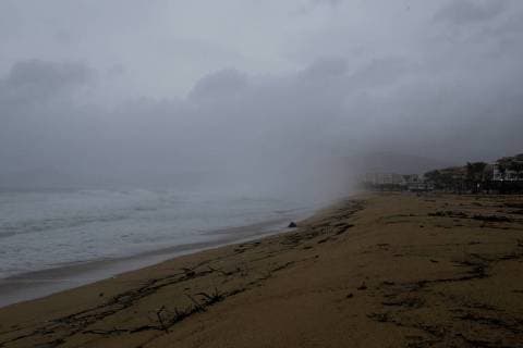 General view of the persistent rains in San Jose del Cabo, Baja California Sur, Mexico, 14 June 2018. Tropical Storm Bud is slowly approaching the Mexican state of Baja California Sur as it rains across large areas of the country, and is expected to land at around 7:00 pm local time (24:00 GMT). Bud is located 170 kilometers south-southeast of Cabo San Lucas, Baja California Sur (northwest), and moves north-northwest at 11 kilometers per hour, the National Weather Service (SMN) said in its report at 07.15 local time (12.15 GMT). Rains in Mexico due to Storm Bud as it approaches land !ACHTUNG: NUR REDAKTIONELLE NUTZUNG!  Copyright: xJorgexReyesx MEX020 20180614-636645943654819116