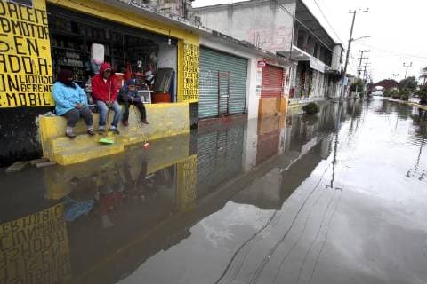 June 14, 2018 - EUM20180614NAC12.JPG.SAN MATEO ATENCO, Mex.- Rains Lluvias-Edomex.- Aspecto de los encharcamientos que ha dejado las intensas lluvias que se han registrado en el Estado de Mexico, el jueves 14 de junio de 2018. Foto: Agencia EL UNIVERSAL RCC.  - ZUMAu78_ 20180614_zaf_u78_588 Copyright: xJorgexAlvaradox