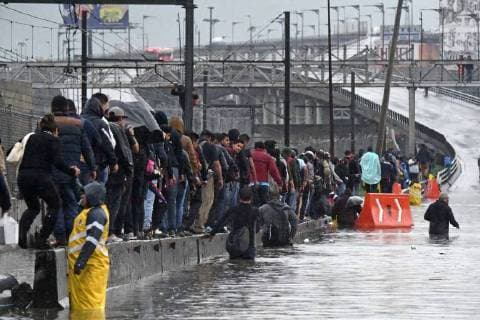 News Themen der Woche KW24 News Bilder des Tages June 15, 2018 - EUM20180615ACT01.JPG.CIUDAD DE MEXICO.- RainsLluvias-CDMX.- Por segundo dia consecutivo se registraron fuertes lluvias en la Ciudad de Mexico, ahora provocando afectaciones en el oriente, lo que causo la suspension del servicio de algunas estaciones de la Linea A del Sistema de Transporte Colectivo (STC) Metro. 14 de junio 2018. Foto: Agencia EL UNIVERSALAlan RodriguezRCC.  - ZUMAu78_ 20180615_zaf_u78_504 Copyright: xElxUniversalx