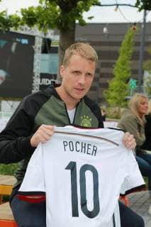 Oliver POCHER plays football against fans Vienna SCS Multiplex 15 06 2018 Oliver POCHER