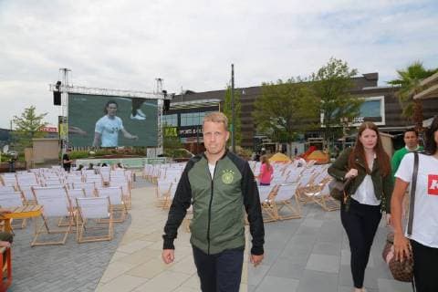 Oliver POCHER plays football against fans Vienna SCS Multiplex 15 06 2018 Oliver POCHER