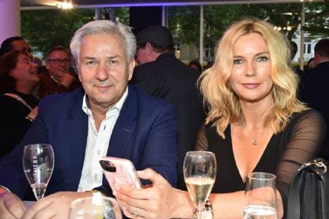 Entertainment Themen der Woche KW24 Bilder des Tages Klaus Wowereit, Veronika Ferres Ankunft zur Semi-Final Round of Judging bei BMW in Berlin am 15.06.2018 *** Klaus Wowereit Veronika Ferres Arrival at the Semi Final Round of Judging at BMW in Berlin on 15 06 2018