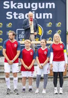 Entertainment Bilder des Tages 18-06-2018 Norway Prince Haakon and Princess Mette Marit and Princess Ingrid Alexandra and Prince Sverre Magnus during the friendship football match between Team Skaugum and Nordstrand Allsport at Skaugum Stadium.  Copyright: xPPEx