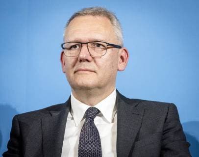 Andreas Wirsching Book presentation at the Federal Ministry of the Interior The bookkeeping Keeper of the Order The interior ministries in Bonn and East Berlin after National Socialism were developed by a group of researchers led by Frank Bösch and Andreas Wirschi