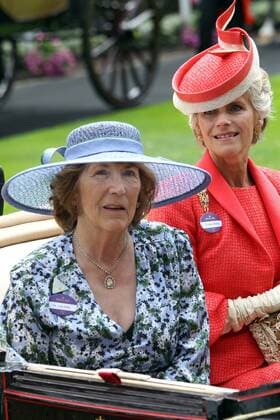 20.06.2018, Royal Ascot, Windsor, GBR, GROSSBRITANNIEN - Portrait of The Lady Vestey (left) and The Lady de Mauley. Ascot racecourse. (Portrait, Portraet, Lady Vestey, Lady de Mauley, Porträt) 180620D476ROYAL_ASCOT.JPG *** 20 06 2018 Royal Ascot Windsor GBR UK Portrait of Lady Vestey left and Lady of Mauley Ascot racecourse Portrait Portraits Lady Vestey Lady de Mauley Portrait 180620D476ROYAL ASCOT JPG