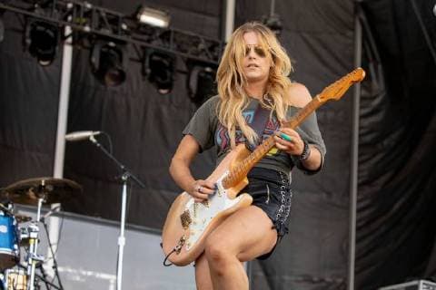 June 20, 2018 - Oshkosh, Wisconsin, U.S - Musician LINDSAY ELL during Country USA Music Festival at Ford Festival Park in Oshkosh, Wisconsin Oshkosh U.S. - ZUMAs135 20180620_zap_s135_508 Copyright: xDanielxDeSloverx