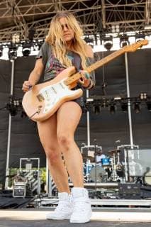 June 20, 2018 - Oshkosh, Wisconsin, U.S - Musician LINDSAY ELL during Country USA Music Festival at Ford Festival Park in Oshkosh, Wisconsin Oshkosh U.S. - ZUMAs135 20180620_zap_s135_546 Copyright: xDanielxDeSloverx