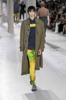 (180621) -- PARIS, June 21, 2018 -- A model presents a creation of Dries Van Noten during the men s fashion week for 2019 Spring Summer Men s Collection in Paris, France, on June 21, 2018. ) FRANCE-PARIS-MEN S FASHION WEEK-DRIES VAN NOTEN PieroxBiasion 