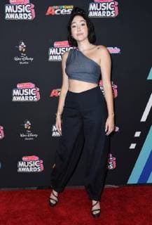 June 22, 2018 - Hollywood, CA, U.S. - 22 June 2018 - Hollywood, California - Noah Cyrus. 2018 Radio Disney Music Awards held at Loews Hotel. Photo Credit: AdMedia Hollywood U.S. - ZUMAa123 20180622_zaa_a123_034 Copyright: xBirdiexThompsonx