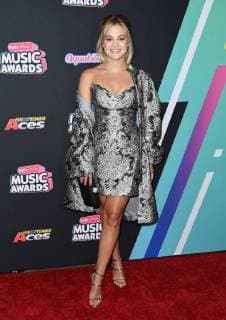 June 22, 2018 - Hollywood, CA, U.S. - 22 June 2018 - Hollywood, California - Olivia Holt . 2018 Radio Disney Music Awards held at Loews Hotel. Photo Credit: AdMedia Hollywood U.S. - ZUMAa123 20180622_zaa_a123_142 Copyright: xBirdiexThompsonx