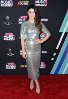 June 22, 2018 - Hollywood, CA, U.S. - 22 June 2018 - Hollywood, California - Savannah Outen. 2018 Radio Disney Music Awards held at Loews Hotel. Photo Credit: AdMedia Hollywood U.S. - ZUMAa123 20180622_zaa_a123_229 Copyright: xBirdiexThompsonx