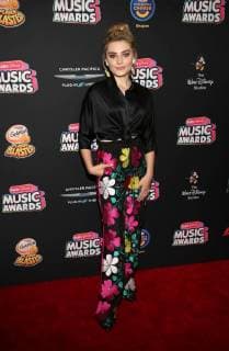 HOLLYWOOD, CA - JUNE 22: Meg Donnelly, at the 2018 Radio Disney Music Awards at the Dolby Theatre in Hollywood, California on June 22, 2018. Copyright: xFayexSadoux