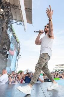 June 24, 2018 - Chicago, Illinois, U.S - DYLAN SCOTT during Country LakeShake Music Festival at Huntington Bank Pavilion at Northerly Island in Chicago, Illinois Chicago U.S. - ZUMAs135 20180624_zap_s135_549 Copyright: xDanielxDeSloverx