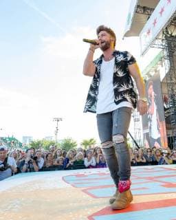 June 24, 2018 - Chicago, Illinois, U.S - CHRIS LANE during Country LakeShake Music Festival at Huntington Bank Pavilion at Northerly Island in Chicago, Illinois Chicago U.S. - ZUMAs135 20180624_zap_s135_552 Copyright: xDanielxDeSloverx