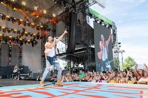 June 24, 2018 - Chicago, Illinois, U.S - Country musician RUSSELL DICKERSON during Country LakeShake Music Festival at Huntington Bank Pavilion at Northerly Island in Chicago, Illinois Chicago U.S. - ZUMAs135 20180624_zap_s135_530 Copyright: xDanielxDeSloverx