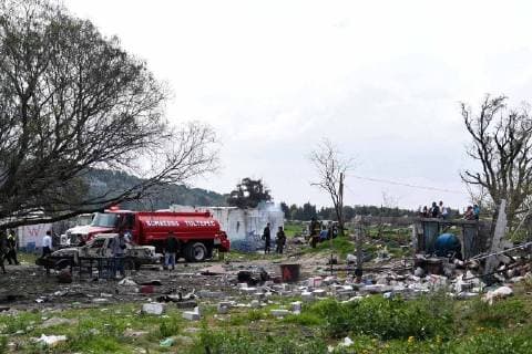 June 25 2018 EUM20180625NAC14 JPG TULTEPEC Mex Explosion Edomex June 25, 2018 The chain explosion registered on Monday afternoon in the La Saucera pyrotechnics workshops area in this municipality in the State of Mexico left one person dead and several injured at the site. bodies of emergency Photo Agency EL UNIVERSALArmando MartinezRCC  - ZUMAu78_ 20180625_zaf_u78_566 Copyright: xElxUniversalx