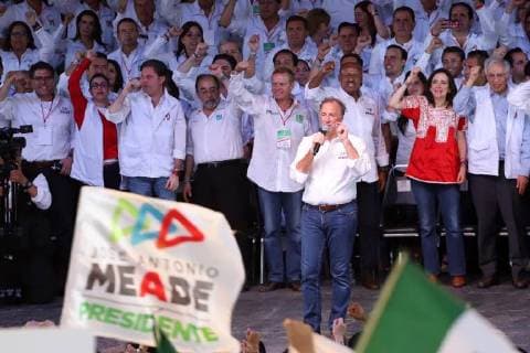 June 27, 2018 - EUM20180627POL32.JPG.SALTILLO, Coah., Election Elecciones-Meade.- El candidato presidencial de la coalicion Todos por Mexico, Jose Antonio Meade, en su cierre de campana en el Parque de las Maravillas de esta ciudad, el miercoles 27 de junio de 2018. En el evento lo acompanaron su esposa Juana Cuevas, secretarios y colaboradores. Foto: Agencia EL UNIVERSAL RCC.  - ZUMAu78_ 20180627_zaf_u78_648 Copyright: xBerenicexFregosox