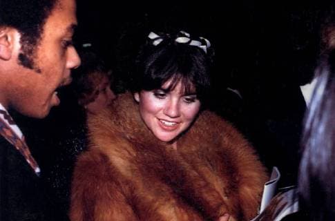 Linda Ronstadt pictured. Copyright: xNancyxBarrxBrandonx