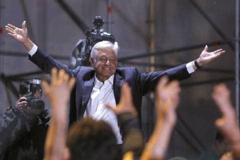 Leftist leader Andres Manuel Lopez Obrador, from Movimiento Regeneracion Nacional (Morena), celebrates his victory with supporters at the Hilton Hotel, located in the historic center of Mexico City, Mexico, 01 July 2018. Obrador declared his victory as president of Mexico and thanked his opponents for recognizing his electoral triumph. Lopez Obrador declares his victory as president of Mexico !ACHTUNG: NUR REDAKTIONELLE NUTZUNG!  Copyright: xAlexxCruzx GRAF1743 20180702-636661176531081582
