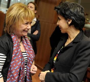 20090226 - BRUSSELS, BELGIUM: Swedish Justice Minister Beatrice Ask and French Jusctice Minister Rachida Dati pictured before the start of the second day of the EU Home Affairs Council, Thursday 26 February 2009, at the EU headquarters in Brussels. The council is expected to bring an official reaction on the closure of the Guantanamo prison. BENOITxDOPPAGNE  x12846554x