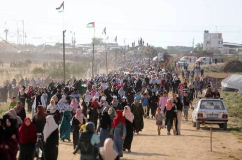 News Themen der Woche News-Bilder des Tages July 3, 2018 - Gaza City, Gaza Strip, Palestinian Territory - Palestinian women gather during a protest where Palestinians demand the right to return to their homeland along the border with Israel east of Gaza City on July 3, 2018 Gaza City Palestinian Territory - ZUMAap3_ 20180703_zaf_ap3_017 Copyright: xAshrafxAmrax