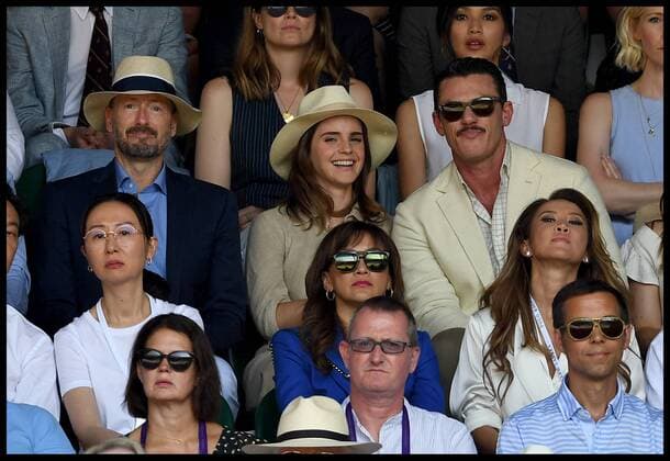 Entertainment-Bilder der Woche . 15 07 2018. London, United Kingdom. Wimbledon Tennis Championships-Day Thirteen. Emma Watson and Luke Evans watching the Men s Final on Centre court on Day Thirteen of the Wimbledon Tennis Championships.  xAndrewxParsonsx xi-Imagesx IIM-18212-0094