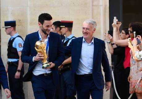 Arrivals at the reception at the Elysee in honor of the French football team World Champion 2018 Didier Deschamps (Coach of the France football team);Hugo Lloris Paris France  592627