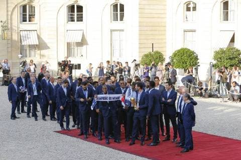 Arrivee des joueurs sur la tapis rouge FOOTBALL : Equipe de France de Football recu au Palais de l Elysee - Paris - 16 07 2018 StephaneAllaman Panoramic 