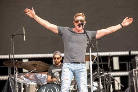 July 19, 2018 - Twin Lakes, Wisconsin, U.S - Country musician ADAM SANDERS during the Country Thunder Music Festival in Twin Lakes, Illinois Twin Lakes U.S. - ZUMAs135 20180719_zap_s135_008 Copyright: xDanielxDeSloverx
