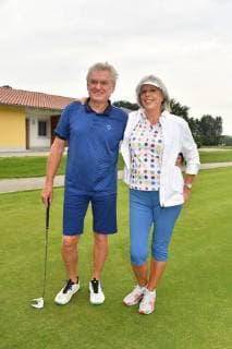 Sepp Maier with his wife Monika 31 Kaisercup 2018 Golfing Golfing Pinning Porsche Golf Course Charity Golf Tuning in Favor of the Franz Beckenbauer Foundation Bad Griesbach 21 July 2018