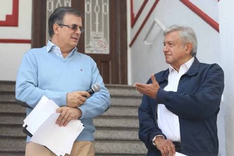 July 22, 2018 - EUM20180722NAC02.JPG .CIUDAD DE MEXICO. TransicionTransicion-Presidencia.- 22 de julio de 2018. Andres Manuel Lopez Obrador, virtual presidente electo, y Marcelo Ebrard, propuesto para secretario de Relaciones Exteriores, ofrecen conferencia de prensa en la casa de transicion para dar a conocer la carta que se le envio al presidente estadounidense Donald Trump. Foto: Agencia EL UNIVERSALBerenice FregosoEELG  - ZUMAu78_ 20180722_zaf_u78_014 Copyright: xElxUniversalx
