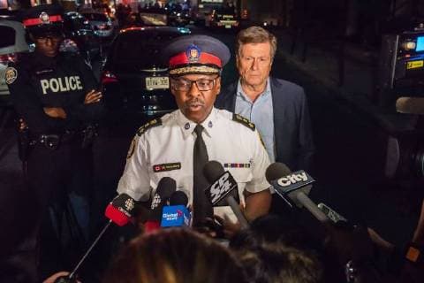 News Bilder des Tages July 23, 2018 - Toronto, Ontario, Canada - Toronto, CAN, 23 Jul 2018 - Toronto Mayor John Tory addresses the media after as many as 15 people have been shot, two have died, after a gunman opened fire on Danforth avenue West of Logan Avenue Sunday evening shortly after 10 PM on July 22, 2018. Toronto Canada - ZUMAb167 20180723_zap_b167_001 Copyright: xVictorxBirox
