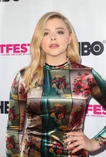 Entertainment Themen der Woche KW29 Entertainment Bilder des Tages 22 July 2018- Los Angeles, California - Chloë Grace Moretz. 2018 Outfest Los Angeles LGBT Film Festival Closing Night Gala Of The Miseducation Of Cameron Post held at The Theatre at Ace Hotel. Photo Credit: Faye Sadou AdMedia 228721 2018-07-22 CA Los Angeles Etats-Unis  Copyright: xAdMediax STAR_228721_001