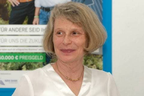 Press breakfast for the Founder Award 2017 at Startup IOX LAB Im Bild Prof Dr Christine Volkmann UNESCO Chairwoman of Entrepreneurship of the Bergische Universität Wuppertal and Jury Chair of the Gründerpreis NRW She attended the startup together with NRW Bank Chairman Eckhard Forst and NRW Wirtschafts and Digital Minister Prof Dr Andreas Pinkwart IOX LAB the Founder Awa