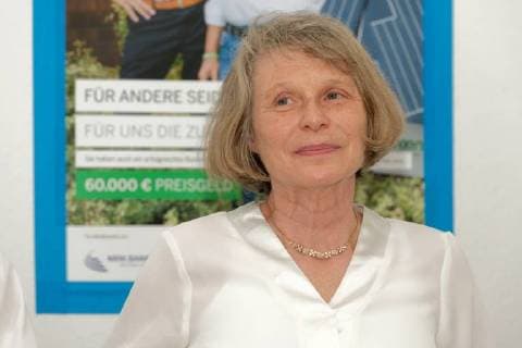 Press breakfast for the Founder Award 2017 at Startup IOX LAB Im Bild Prof Dr Christine Volkmann UNESCO Chairwoman of Entrepreneurship of the Bergische Universität Wuppertal and Jury Chair of the Gründerpreis NRW She attended the startup together with NRW Bank Chairman Eckhard Forst and NRW Wirtschafts and Digital Minister Prof Dr Andreas Pinkwart IOX LAB the Founder Awa