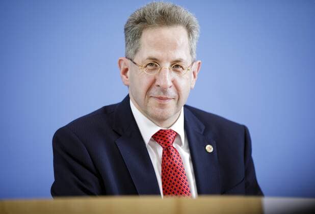 Hans Georg Maassen, Praesident des Bundesamtes fuer Verfassungsschutz, waehrend der Vorstellung des Verfassungsschutzberichtes 2017 in der Bundespressekonferenz Berlin, 24.07.2018. Berlin Deutschland *** Hans Georg Maassen President of the Federal Office for the Protection of the Constitution during the presentation of the constitution protection report 2017 in the Federal Press Conference Berlin 24 07 2018 Berlin Germany Copyright: xJaninexSchmitz photothek.netx