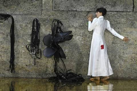 News Bilder des Tages Aufführung der Oper Salome in der Felsenreitschule in Salzburg im Rahmen der Salzburger Sommerfestspiele 2018. Im Bild ist die Schauspielerin Asmik Grigorian als Salome zu sehen 2018 - Aufführung der Oper Salome in der Felsenreitschule in Salzburg im Rahmen der Salzburger Sommerfestspiele 2018 *** Performance of the opera Salome at the Felsenreitschule in Salzburg as part of the Salzburg Summer Festival 2018 The actress Asmik Grigorian is seen as Salome 2018 Performance of the Salome opera in the Felsenreitschule in Salzburg as part of the Salzburger Sommerfestspiele 2018