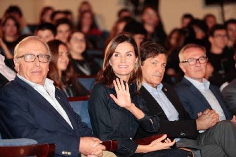 THE QUEEN COURSES SUMMER SCHOOL INTERNATIONAL MUSIC FOUNDATION PRINCESS ASTURIAS OVIEDO DRESS BLACK LETIZIA ORTIZ ROCASOLANO 26 07 2018 THE QUEEN COURSES SUMMER SCHOOL INTERNATIONAL MUSIC FOUNDATION PRINCESS ASTURIAS OVIEDO DRESS BLACK 888 cordon press  AurelioxFlorez LA REINA CURSOS VERANO ESCUELA INTERNACIONAL MUSICA FUNDACION PR