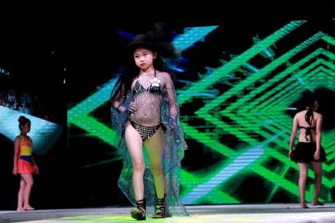 Kid model contest held in Central China The kid model contest is held in Zhengzhou, central China s Henan Province. CHINA OUT Zhengzhou Zhengzhou China  YuanxXiaoqiang