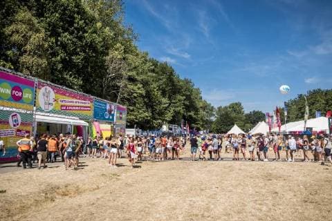 Illustration picture shows people waiting in a long queue, on the first day of the 7th edition of the Ronquieres Festival music festival in Ronquieres, Saturday 04 August 2018. This year s edition of the festival takes place on 4 and 5 August.  HATIMxKAGHAT 05397698
