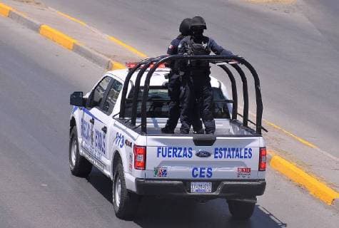 Hundreds of state police arrive to the border city of Juarez, Mexico, on 4 August 2018. The murder of a gang leader killed in a prison in the northern Mexican state of Chihuahua detonated violence in the border city of Ciudad Juarez, where in just 20 hours they killed more than 30 people. On August 2, after a spectacular brawl between inmates of the prison Aquiles Serdán in the capital city of Chihuahua, Juan Arturo Padilla, alias El Genio, was stabbed to death. In 20 hours 30 people die in Mexico after murder of gang leader !ACHTUNG: NUR REDAKTIONELLE NUTZUNG!  Copyright: xHéctorxDayerx MEX050 20180805-636690277635657280