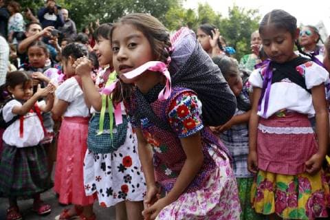 Bilder des Tages News Barefoot or wearing huaraches, with clothes from the region and carrying on the back a basket of tortillas weighing up to 5 kilos, dozens of indigenous women participate in the traditional Tortilla Race, in the city of Tehuacán, in the state of Puebla, Mexico, on 5 August 2018. Some 330 women honor the traditional Mexican tortilla with a career !ACHTUNG: NUR REDAKTIONELLE NUTZUNG!  Copyright: xHildaxRiosx MEX40 20180806-636691138128050630